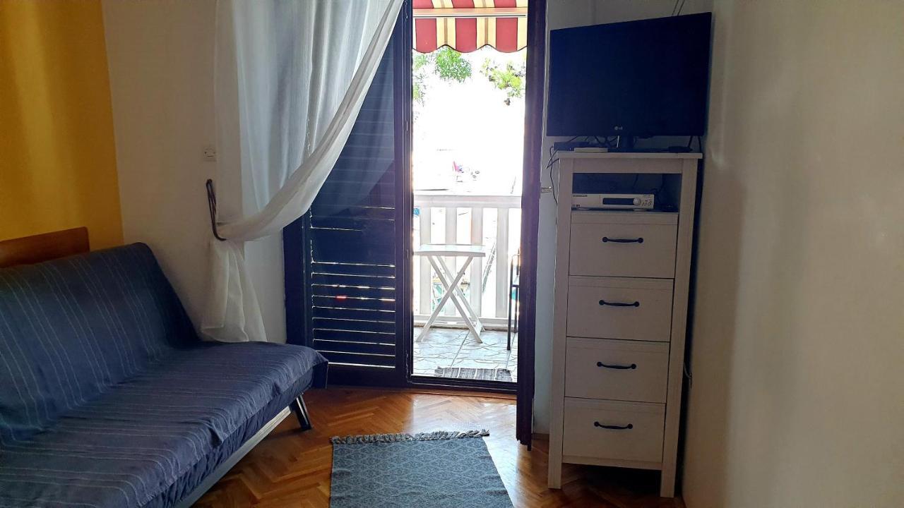 Apartmani Dea Jadranovo Bagian luar foto