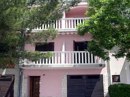 Apartmani Dea Jadranovo Bagian luar foto